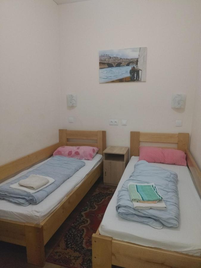 Отель Хата Dnyipropetrovszk Kültér fotó